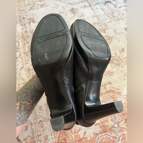 Nine West leather zip up boots - Picture 8 of 8